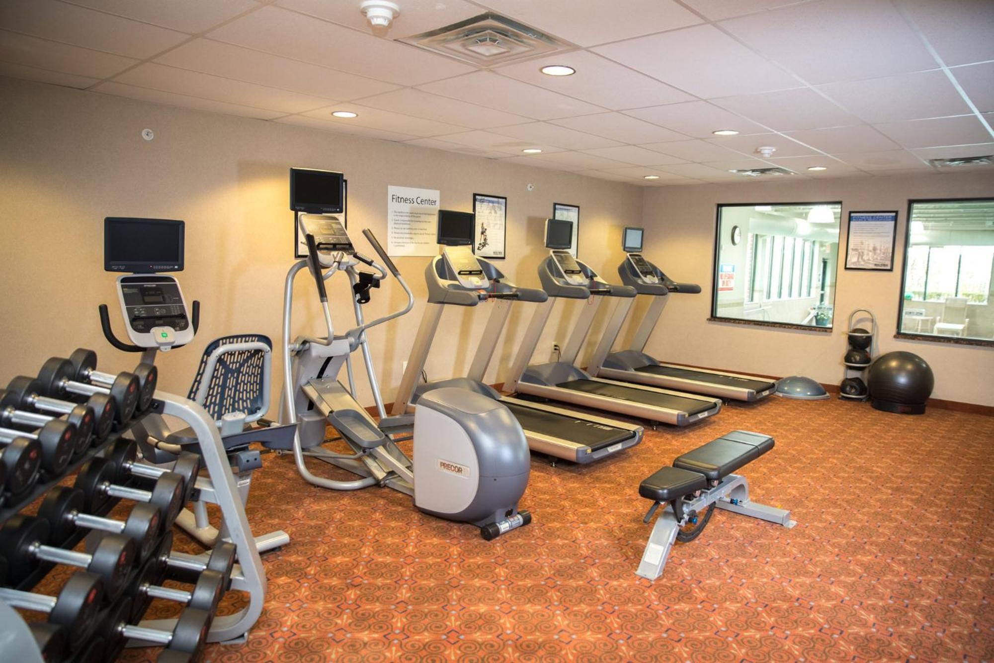 Holiday Inn Express & Suites Detroit - Novi By Ihg Exterior photo